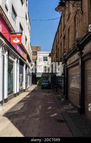 marché à pied, huddersfield, déserté pendant le verrouillage Banque D'Images