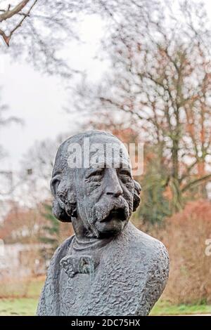 Dans Fontane-Bust Fontane-Archiv avant de le à Potsdam, Brandebourg, Allemagne ; Büste von Theodor Fontane Banque D'Images