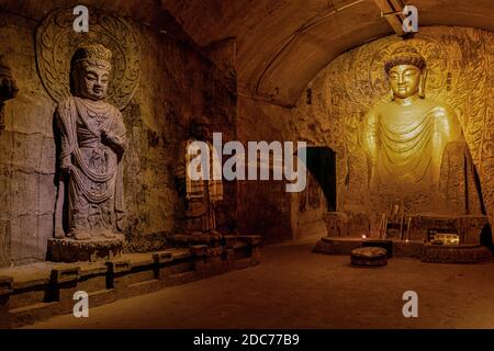 Bouddha, Mille Buddha Mountain, Montagne Qianfo Wanfo, Grotte, Jinan, Shandong Province, China Banque D'Images