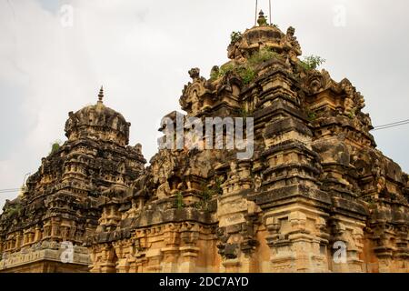 Belles tours anciennes du temple, Avani, Karnataka, Inde Banque D'Images