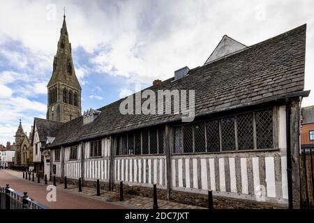 Le Grade I a classé Leicester Guildhall, un bâtiment du XIVe siècle à ossature de bois et l'un des plus beaux anciens bâtiments civiques d'Angleterre. Banque D'Images