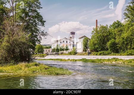 Nature sur la ferme avec un grand nuage Banque D'Images