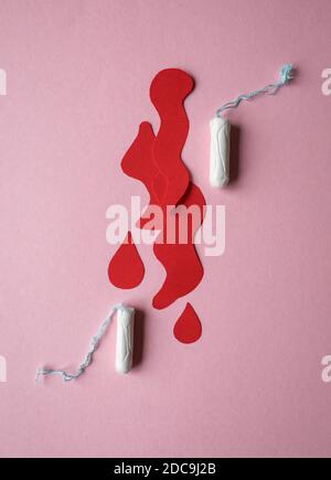 Concept abstrait des produits de tampon pour le cycle menstruel féminin (point) Banque D'Images