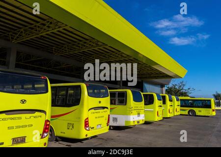 La gare routière de Ceres à Iloilo City, Philippines Banque D'Images