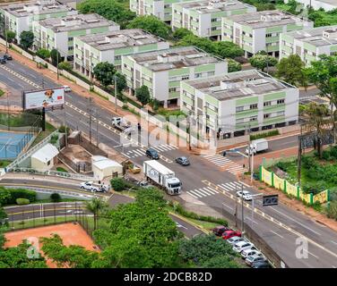 Campo Grande - MS, Brésil - 12 novembre 2020 : vue aérienne de l'avenue Ceara au coin de la rue 15 de Novembro. Banque D'Images