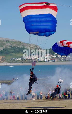 L'équipe de présentation de la parachute Falcons Banque D'Images