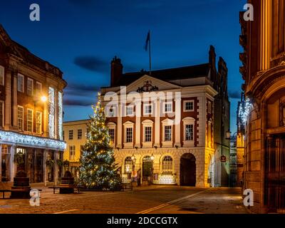 Illuminations de Noël sur la place St Helen, York, Royaume-Uni. Banque D'Images