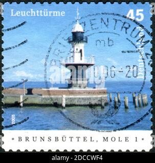 ALLEMAGNE - VERS 2005: Timbre imprimé en Allemagne, illustré du phare de Brunsbuttel, Mole 1, vers 2005 Banque D'Images
