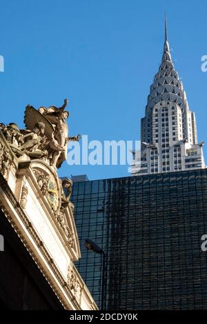 Grand Central terminal avec le Chrysler Building qui menace en arrière-plan, NYC, États-Unis Banque D'Images