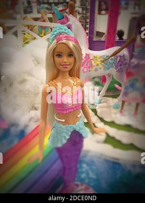 Le grand magasin phare de Macy, Barbie Doll Display, New York Banque D'Images