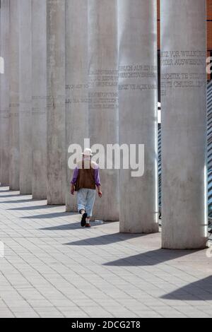 Germanisches Nationalmuseum and Way of Human Rights, Nuremberg, Bavière, Allemagne, Europe Banque D'Images