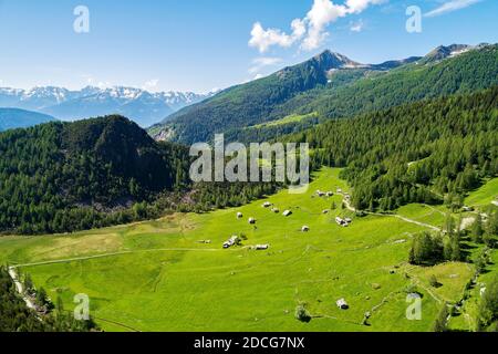 Valmalenco (IT), vue d'ensemble aérienne des lacs de chiesa Banque D'Images