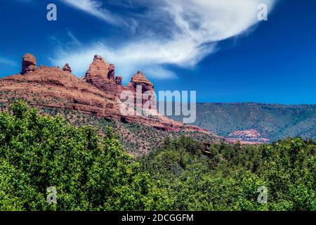 Juste quelques-uns des paysages magnifiques que vous verrez alors que vous vous rendez dans Sedona Arizona. Banque D'Images