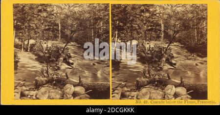 Flume sous le Boulder, Franconia Notch, N.H., Kilburn Brothers, Canyons, New Hampshire Banque D'Images