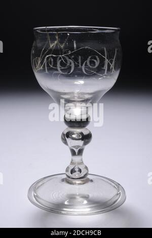 Calice, premier quart du XVIIIe siècle, général: 13.5 x 8.1cm 135 x 81mm, diamètre du pied: 8.1cm / diamètre calice: 6.5cm, 1986 Banque D'Images