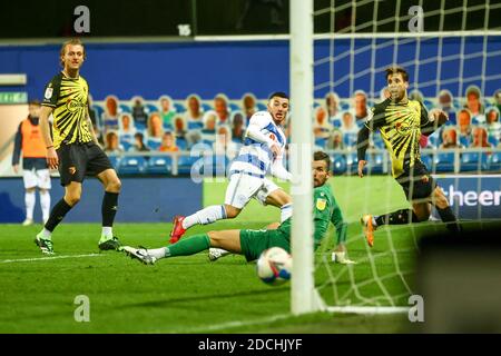 Londres, Royaume-Uni. 21 novembre 2020. QPR Ilias chair a obtenu des scores lors du match de championnat Sky Bet entre Queens Park Rangers et Watford au stade Loftus Road, à Londres, le samedi 21 novembre 2020. (Crédit : Ian Randall | INFORMATIONS MI) crédit : INFORMATIONS MI et sport /Actualités Alay Live Banque D'Images