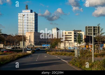 Horizon du centre ville de Duisburg, à la gare principale, Duisburg, NRW, Allemagne, Banque D'Images