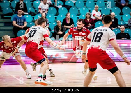 Kolding, Danemark. 21 novembre 2020. Mads Christiansen (20) de Aalborg Handball vu dans le match de la Ligue danoise de Handball entre KIF Kolding et Aalborg Handball à Sydbank Arena à Kolding. (Crédit photo : Gonzales photo/Alamy Live News Banque D'Images