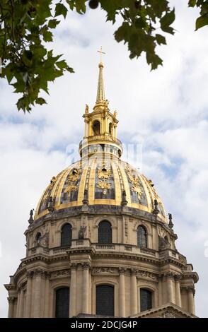 Chapelle des Invalides à Paris. Célèbre monument, également connu pour la tombe de Napoléon. Banque D'Images