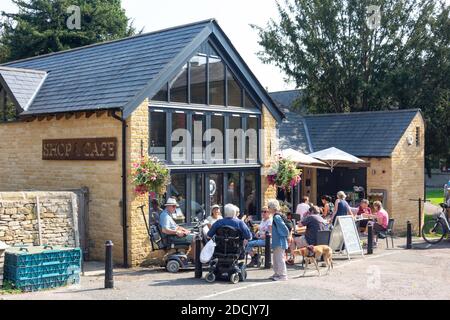 Blockley Cafe, Bell Lane, Blockley, Gloucestershire, Angleterre, Royaume-Uni Banque D'Images