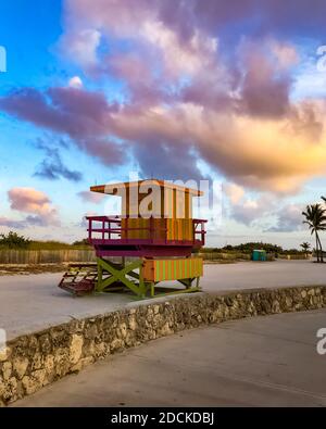 Miami South Beach, Ocean Drive au coucher du soleil Banque D'Images