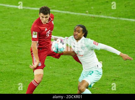 Munich, Allemagne. 21 novembre 2020. Benjamin PAVARD, FCB 5 concourent pour le ballon, s'attaquer, duel, header, zweikampf, action, lutte contre Tahith CHONG, BRE 22 au match FC BAYERN MUENCHEN - SV WERDER BREMEN 1-1 dans le 1.German Bundesliga, saison 2020/2021, match jour 8, Munich, Allemagne, 21 novembre 2020. Credit: Peter Schatz/Alay Live News Banque D'Images