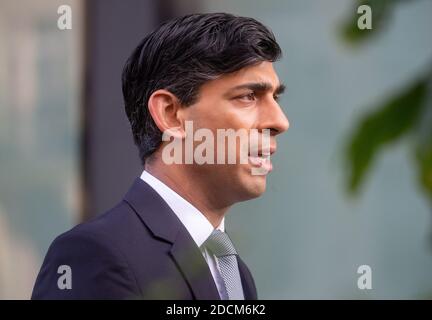 Londres, Royaume-Uni. 22 novembre 2020. Le chancelier de l'Échiquier, Rishi Sunak, aux studios de la BBC pour apparaître sur "The Andrew Marr Show". Crédit : Mark Thomas/Alay Live News Banque D'Images