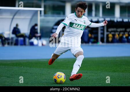 Vérone, Italie. 22 novembre 2020. Maxime Lopez (US Sassuolo Calcio) pendant Hellas Verona vs Sassuolo, football italien série A match à Vérone, Italie, novembre 22 2020 crédit: Agence de photo indépendante/Alamy Live News Banque D'Images