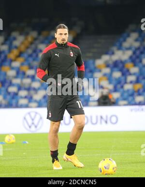 Naples, Campanie, Italie. 22 novembre 2020. Pendant le match de football italien Serie A SSC Napoli vs FC Milan le 22 novembre 2020 au stade San Paolo à Naples.in photo: ZLATAN IBRAHIMOVIC crédit: Fabio Sasso/ZUMA Wire/Alamy Live News Banque D'Images