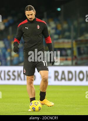 Naples, Campanie, Italie. 22 novembre 2020. Pendant le match de football italien Serie A SSC Napoli vs FC Milan le 22 novembre 2020 au stade San Paolo à Naples.in photo: ZLATAN IBRAHIMOVIC crédit: Fabio Sasso/ZUMA Wire/Alamy Live News Banque D'Images