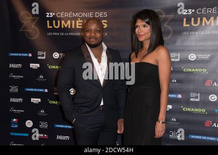 Frédéric Bukole, Nidhya Paliakara, participant à la 23e cérémonie de remise des prix Lumieres à l'Institut du monde arabe à Paris, France, le 5 février 2018. Photo d'Alban Wyters/ABACAPRESS.COM Banque D'Images