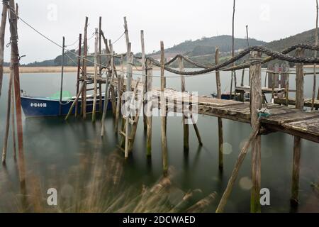 Soto del Barco est une paroisse du conseil homonyme de la Principauté des Asturies (Espagne). Il occupe une superficie de 10.09 km² et abrite une population Banque D'Images