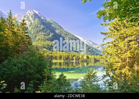 Le lac Hintersee paysage alpin de Berchtesgaden en Bavière, région de l'Allemagne Banque D'Images