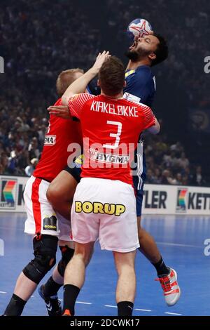 Timohe n'Guessan en France jouant dans le jeu de Handball de la Ligue d'Or France vs Danemark dans l'arène Accorhotels, Paris, France le 7 janvier 2018. Photo de Henri Szwarc/ABACAPRESS.COM Banque D'Images