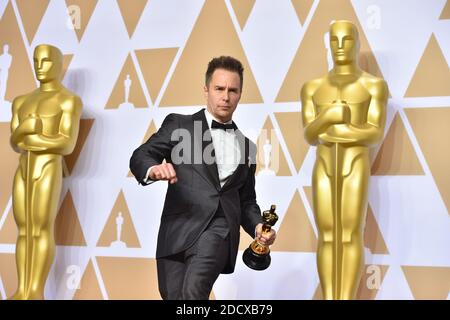 L'acteur Sam Rockwell, lauréat du prix du meilleur acteur de soutien pour « trois panneaux publicitaires à l'extérieur d'ebbing, Missouri » dans la salle de presse des 90e Academy Awards qui se tiennent au Dolby Theatre à Hollywood, Los Angeles, CA, États-Unis, le 4 mars 2018. Photo de Lionel Hahn/ABACAPRESS.COM Banque D'Images