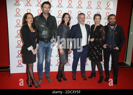 Alexandra blanc, Victor Robert, Clelie Mathias, Romain Desarbres, Claire-Elisabeth Beaufort et Olivier Benkemoun posant à un photocall pour le lancement de la fête de la Sidaction 2018 qui s'est tenue au Musée du quai Branly à Paris, France le 05 mars 2018. Photo de Jerome Domine/ABACAPRESS.COM Banque D'Images