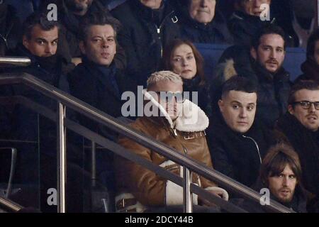 William Grigahcine (DJ Snake), Benjamin Biolay et isabelle Huppert assistent au match de la Ligue 1 entre Paris Saint Germain (PSG) et Olympique Marseille (OM) au Parc des Princes le 25 février 2018 à Paris, France. Photo de Laurent Zabulon/ABACAPRESS.COM Banque D'Images