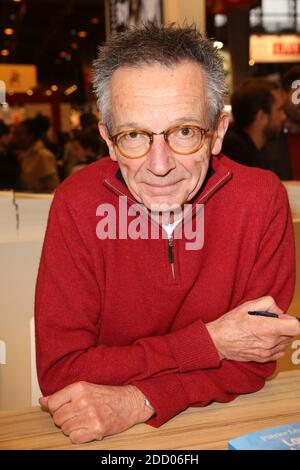 Patrice Leconte participe à la Foire du Livre de Paris 2018 (salon du Livre 2018) au Parc des Expositions de Paris, France, le 18 mars 2018. Photo de Jerome Domine/ABACAPRESS.COM Banque D'Images