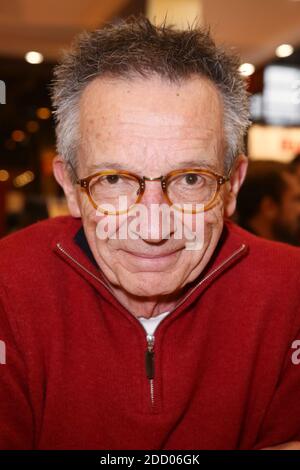 Patrice Leconte participe à la Foire du Livre de Paris 2018 (salon du Livre 2018) au Parc des Expositions de Paris, France, le 18 mars 2018. Photo de Jerome Domine/ABACAPRESS.COM Banque D'Images