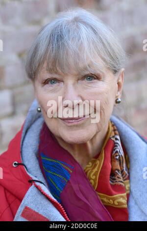Marina Vlady pose pour une séance photo lors du 8eme Festival 2 Valenciennes a Valenciennes, France le 21 Mars 2018. Photo d'Aurore Marechal/ABACAPRESS.COM Banque D'Images