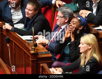 (G-D) Alexis Corbiere, Mathilde Panot, Jean-Luc Melenson, Daniele Obono et Berangere Abba lors d'une session de questions au Gouvernement lors de l'Assemblée nationale française à Paris, France, le 30 janvier 2018. Photo de Christian Liewig/ABACAPRESS.COM Banque D'Images