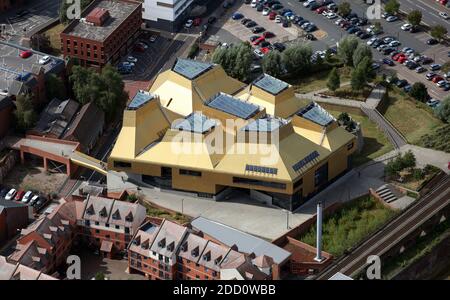 Vue aérienne de la bibliothèque Hive et de l'université de Worcester Campus de la ville Banque D'Images