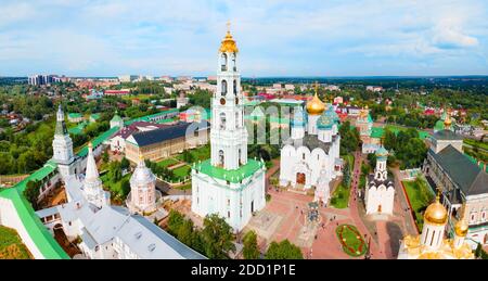 Saint-Sergius Trinity Monastère de Lavra vue panoramique aérienne dans la ville de Sergiyev Posad, anneau d'or de Russie Banque D'Images