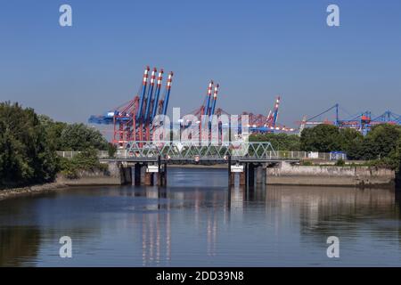 Géographie / voyage, Allemagne, Hambourg, Hambourg Waltershof, terminal pour conteneurs Burchardkai dans le Hambur, Additional-Rights-Clearance-Info-not-available Banque D'Images