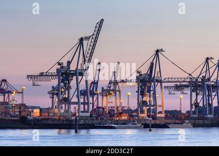 Géographie / voyage, Allemagne, Hambourg, Hambourg, terminal à conteneurs Burchardkai, port de Hambourg, Ovelgo, droits supplémentaires-autorisations-Info-non-disponible Banque D'Images