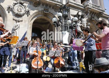 'La France Insoumismon' célèbre la première année de la présidence Macron à la place de l'Opéra, Paris, France, le 5 mai 2018. Photo de Henri Szwarc/ABACAPRESS.COM Banque D'Images