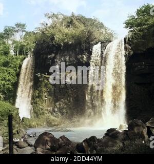 Die Wasserfälle-Iguazú Argentine/Brésil, 1960. L'Iguazu, Argentine/Brésil 1960. Banque D'Images