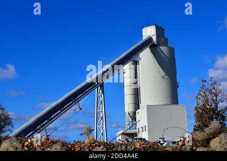 Autriche, entreprise de béton prêt à l'emploi avec tapis roulant en Basse-Autriche Banque D'Images