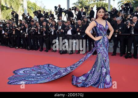 Aishwarya Rai participe à la projection des filles du Soleil qui a eu lieu au Palais des Festivals le 12 mai 2018 à Cannes, en France, dans le cadre du 71e Festival annuel du film de Cannes. Photo de Lionel Hahn/ABACAPRESS.COM Banque D'Images
