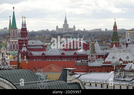 Vue d'en haut du centre antique de Moscou et de l'université d'État de Moscou. Point d'observation. Banque D'Images